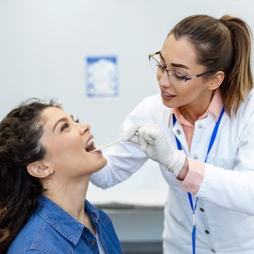 Common Dental Problems That Are Treated in Emergency Dentistry